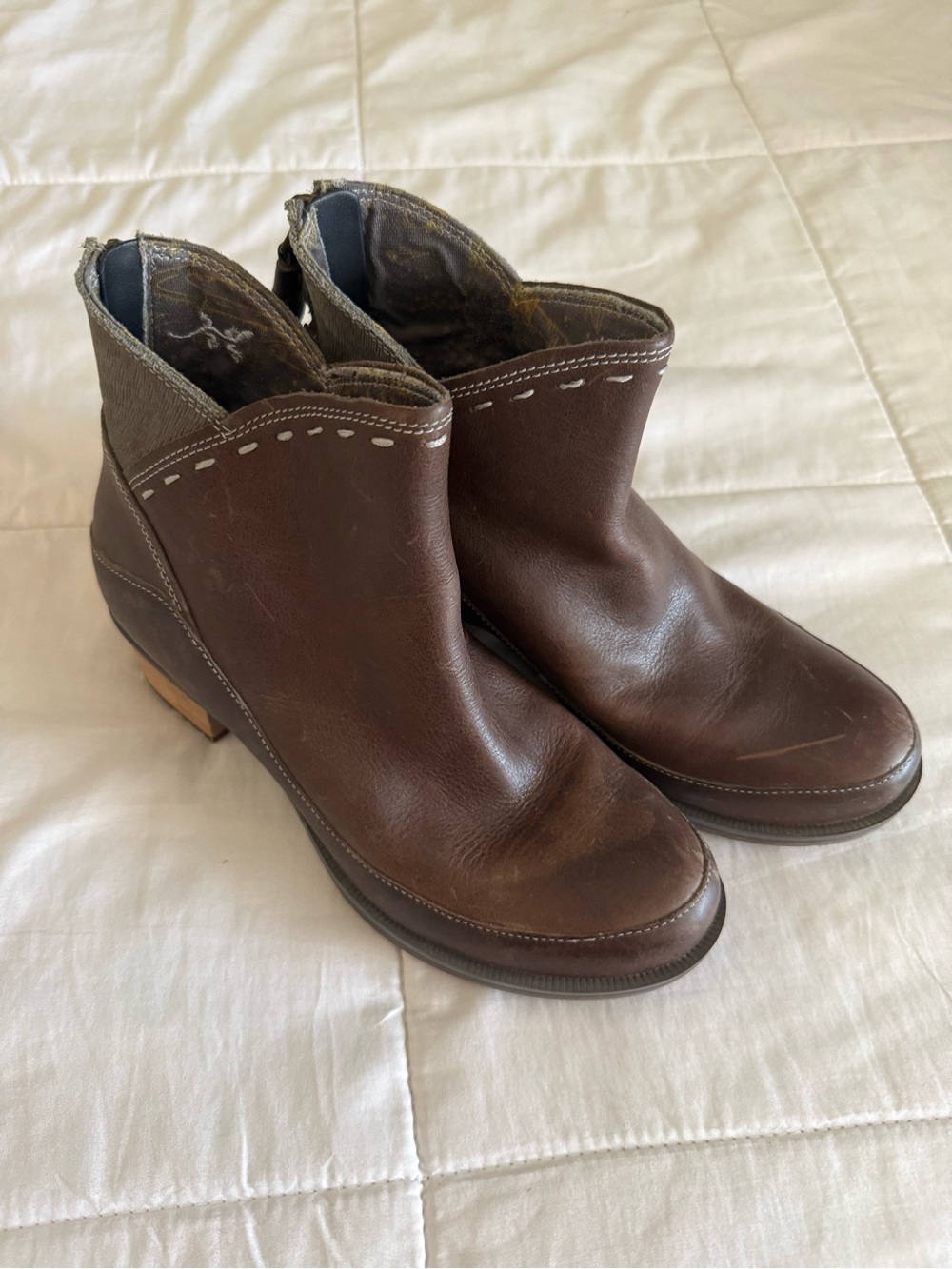 Chaco Cataluna Brown Leather Ankle Booties